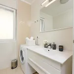 Luxurious Urban Retreat With Whirlpool And Private Parking 扎达尔