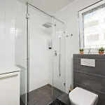 公寓 Luxurious Urban Retreat With Whirlpool And Private Parking 扎达尔