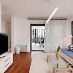 Luxurious Urban Retreat With Whirlpool And Private Parking 公寓 扎达尔